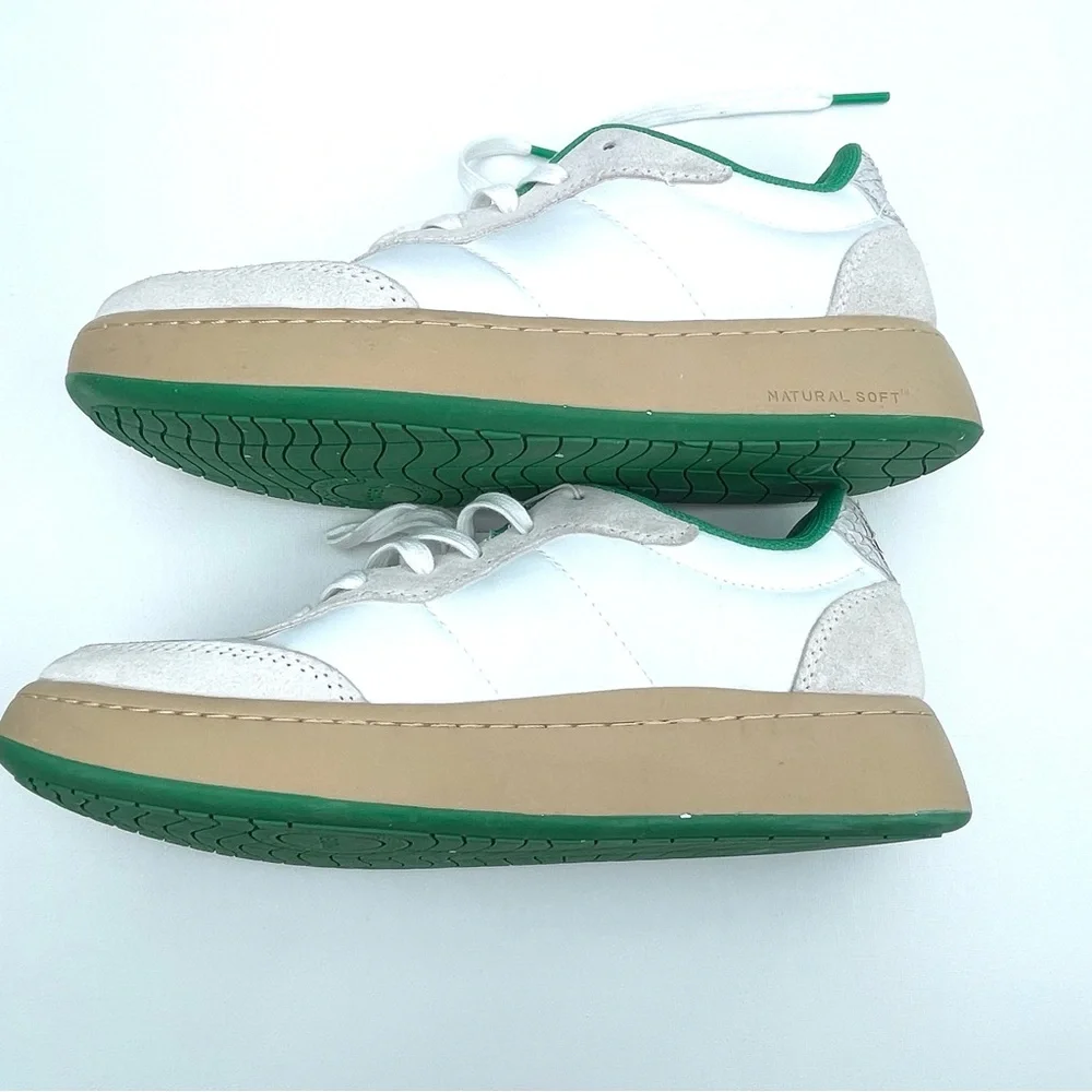 White & Green Women’s Casual Sneakers